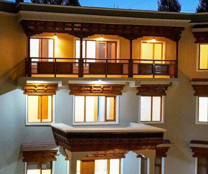 Hotel Karma Residency