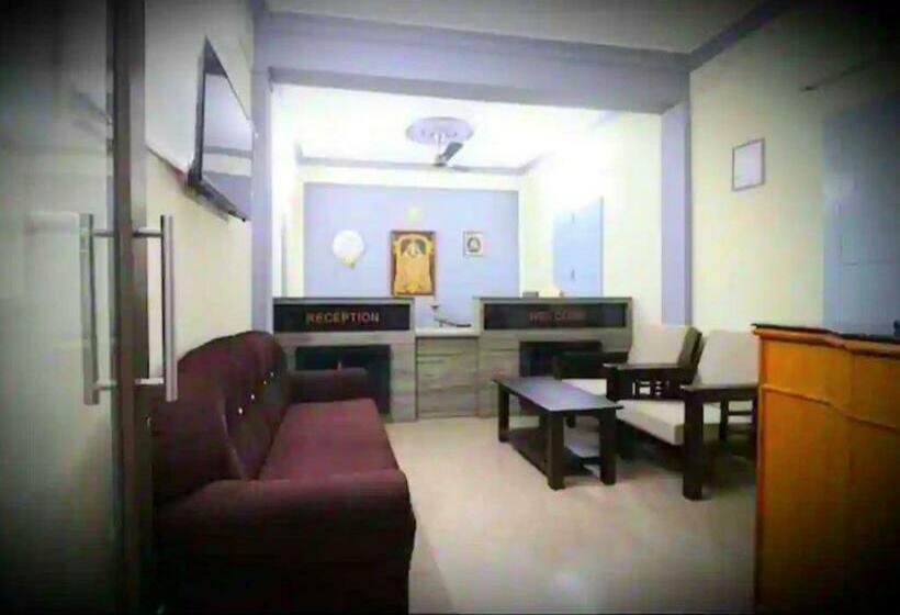 ホテル Lrr Towers