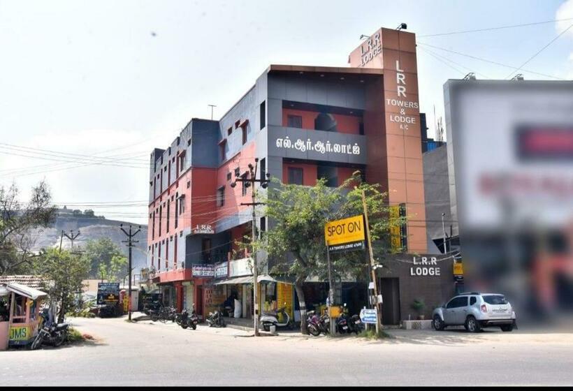 ホテル Lrr Towers