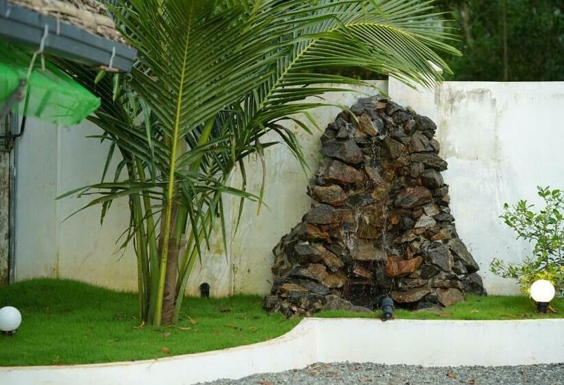 酒店 Marari Farm Heritage Inn