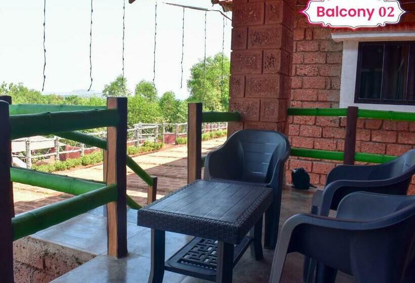 בית מלון כפרי Maratha Darbar Water Park & Resort