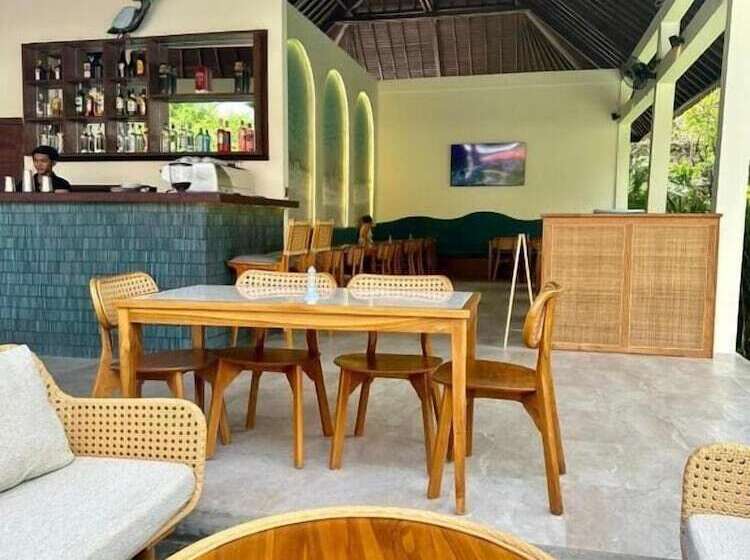 Отель Marine Bay Sanur