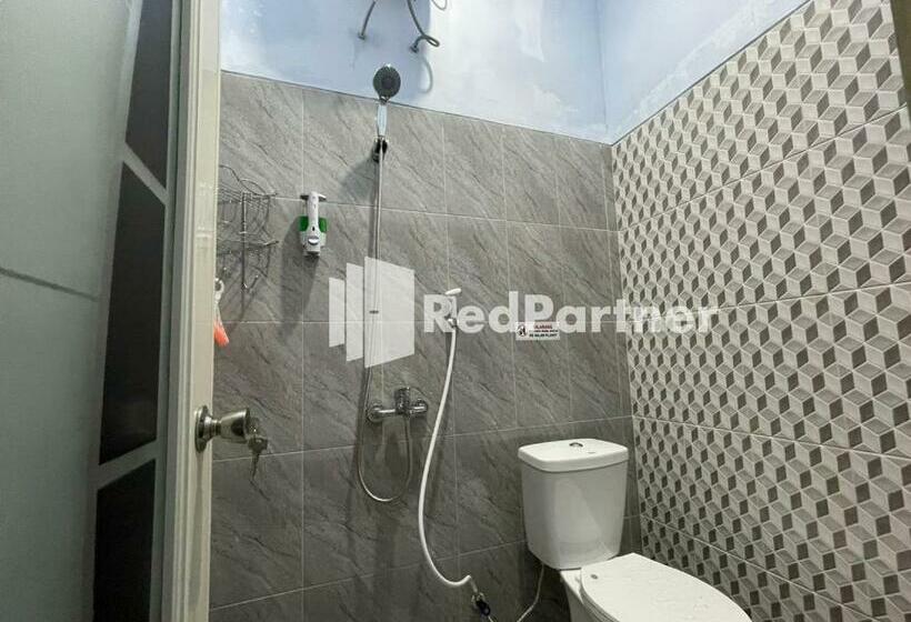 ホテル N3 Syariah Near Stasiun Tegal Mitra Reddoorz