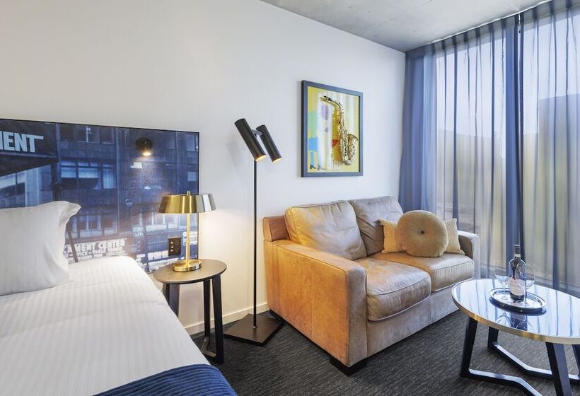 فندق Oaks Melbourne St Kilda Road