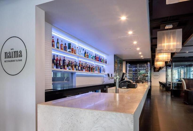 فندق Oaks Melbourne St Kilda Road