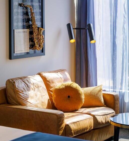 فندق Oaks Melbourne St Kilda Road