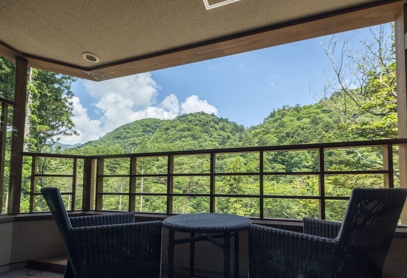 בית מלון כפרי Shionoyu Onsen Rengetsu