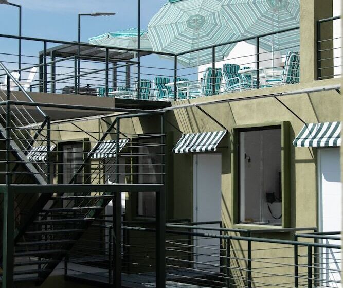 فندق Oasis Tropical