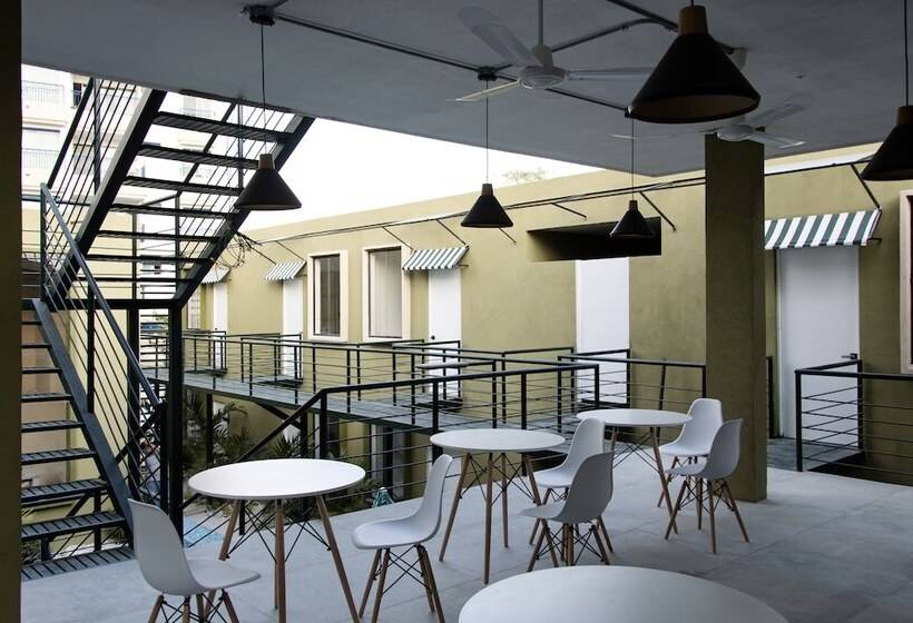 فندق Oasis Tropical