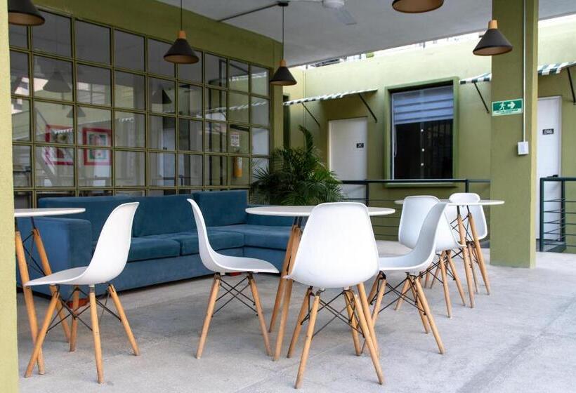 فندق Oasis Tropical