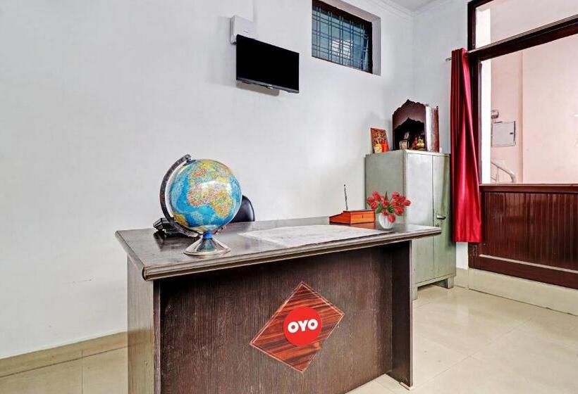 ホテル Oyo Flagship 80502  7 Days Homestay