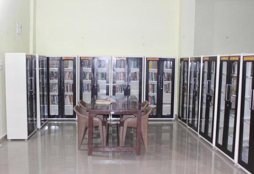 בית מלון כפרי Pitambra Vishranti Grah