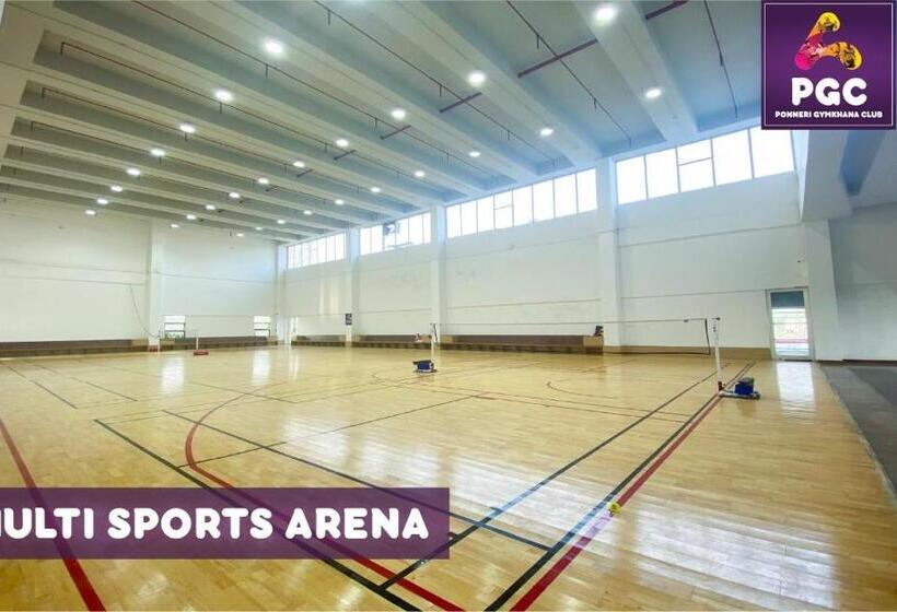 Отель Ponneri Gymkhana Club