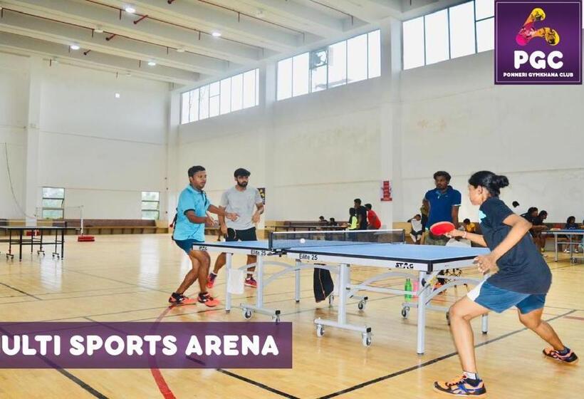 Отель Ponneri Gymkhana Club