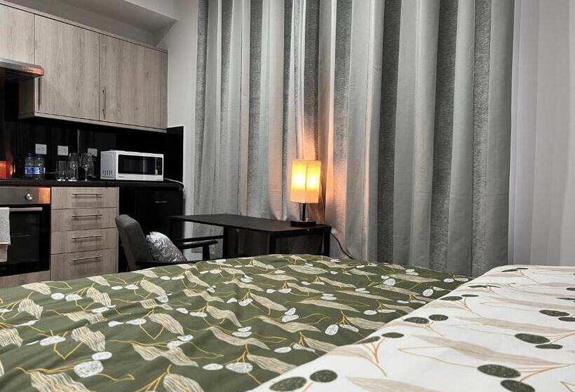 ホテル Private Apartment  Centre Of West London  Next To Tube Station & Bus Link