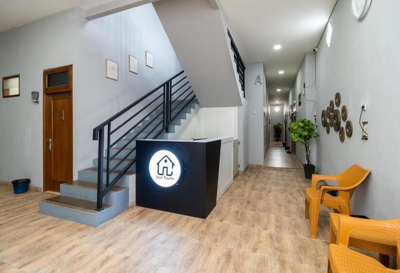 호텔 Reddoorz Near Rs Sari Asih Cipondoh