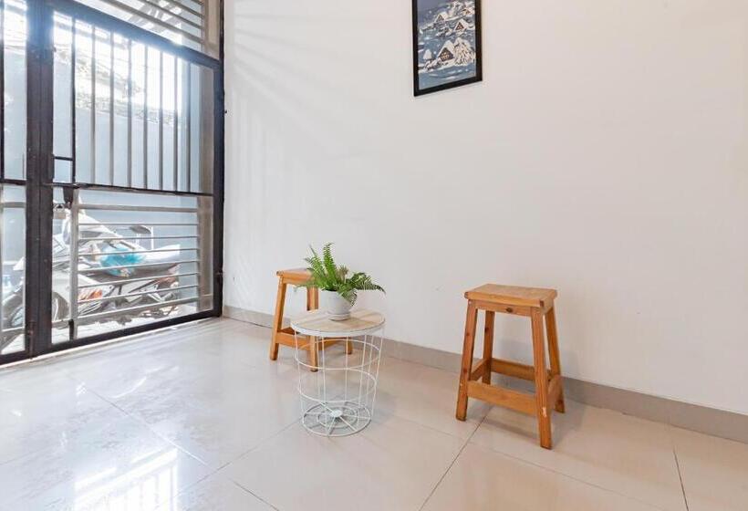 호텔 Reddoorz @ Suryakencana Bogor