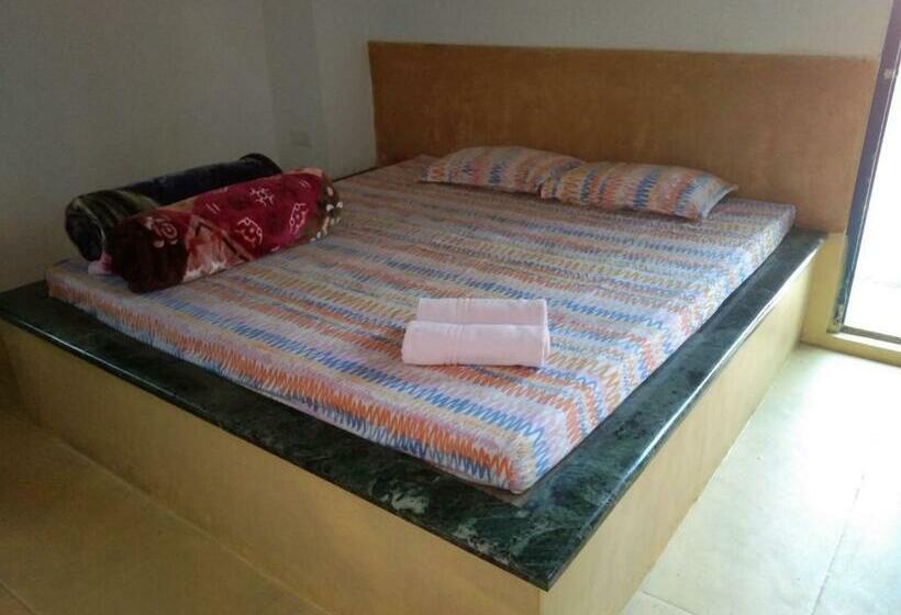 فندق Rhino Cottage