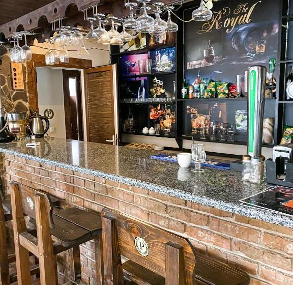 فندق Royal Yablunytsya