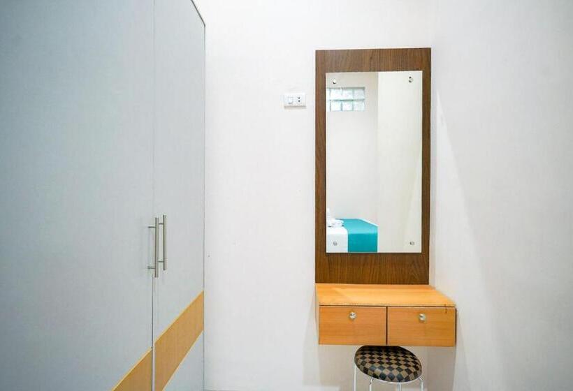 בית מלון כפרי Sans Bougenville Lampung