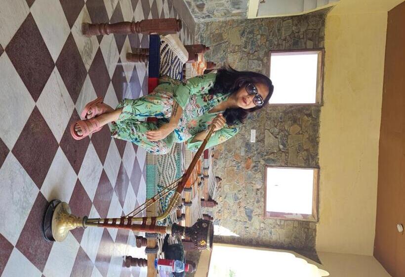 בית מלון כפרי Sariska Kasba A Village Resort