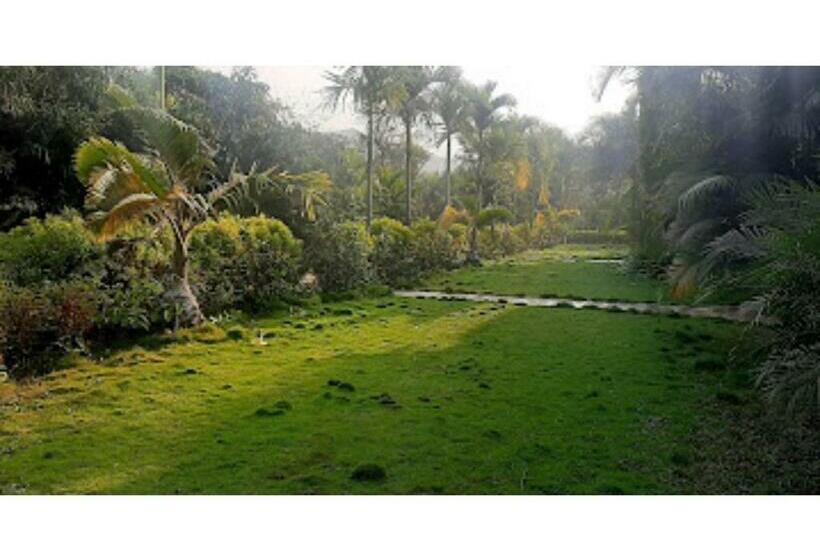 فندق Shivar Garden Resort