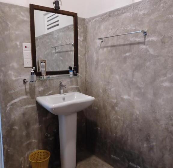 ホテル Sparrow Villa Mirissa