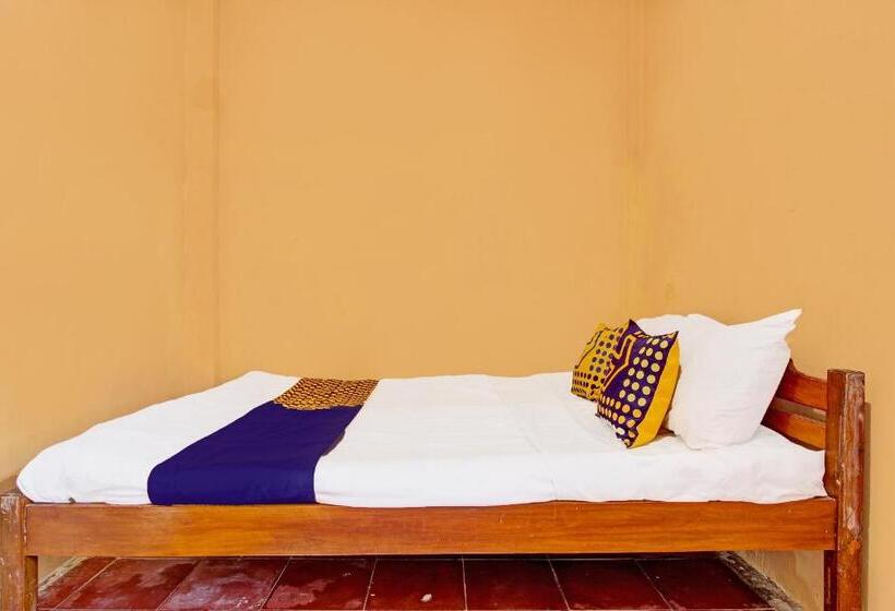 Отель Spot On 92018 Homestay Akbar Aufa Syariah