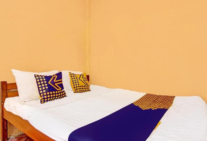 Отель Spot On 92018 Homestay Akbar Aufa Syariah