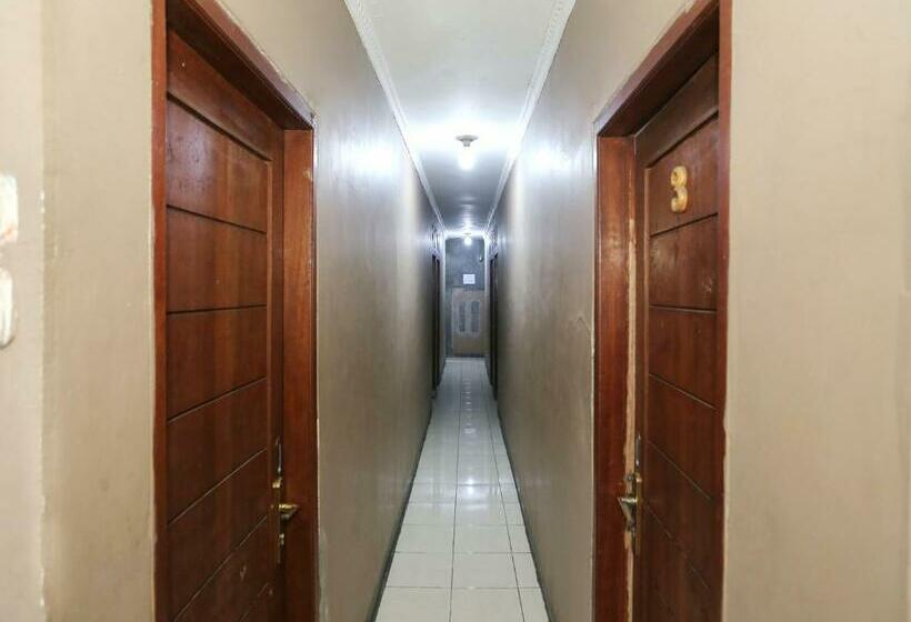 Отель Spot On 92022 Dian Tanjung Beringin