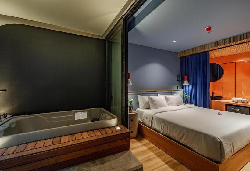 酒店 The Somos Bold