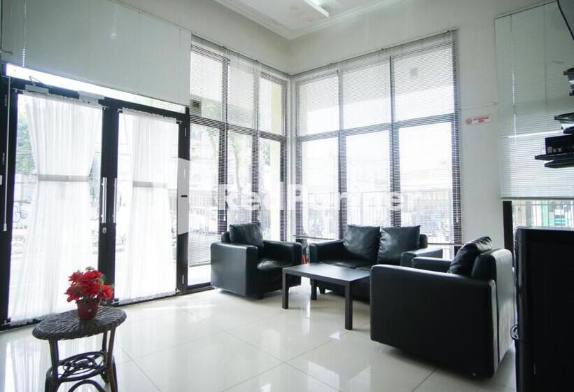 ホテル Toba Mansion Syariah Near Benhil Redpartner