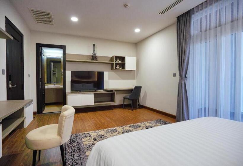 בית מלון כפרי Urban Palace