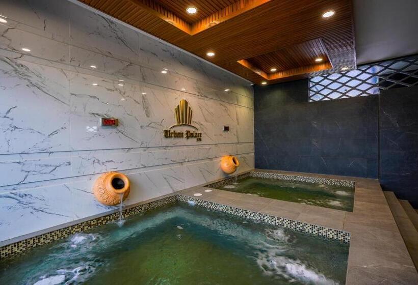 בית מלון כפרי Urban Palace