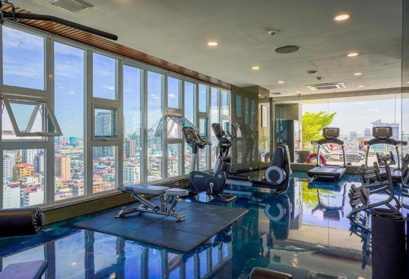 בית מלון כפרי Urban Palace