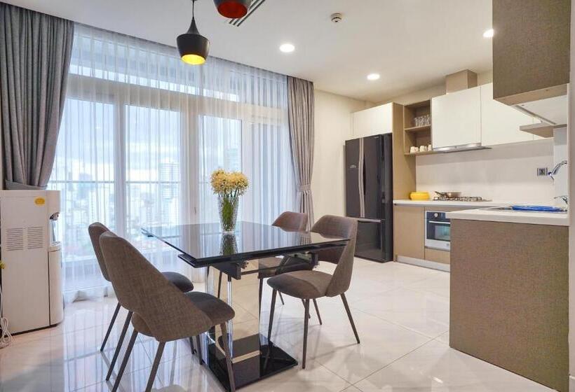 בית מלון כפרי Urban Palace