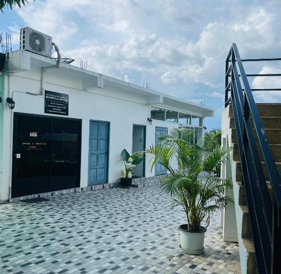 호텔 White Seaview Residence