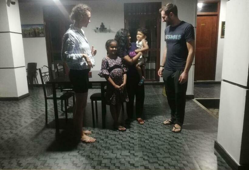 Icowin Tours And Hotel Udawalawa