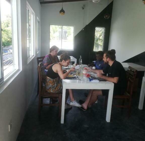 Icowin Tours And Hotel Udawalawa