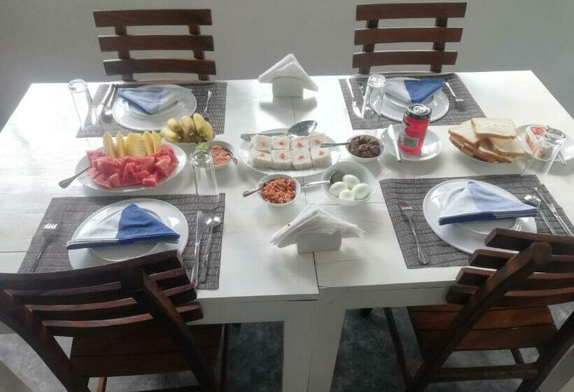 Icowin Tours And Hotel Udawalawa