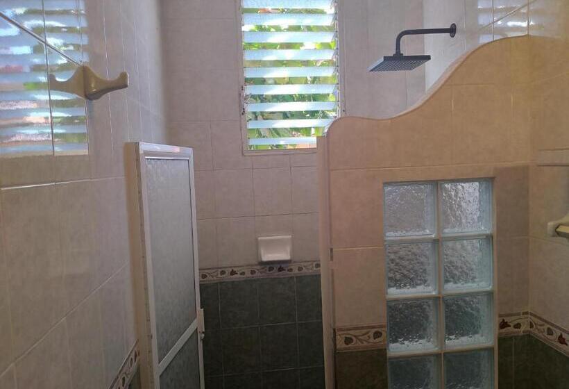 La Casita De La Penita