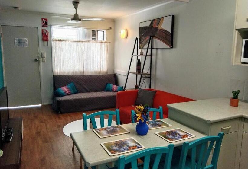 فندق على الطريق Bargara Beach Motor Inn Budget Accommodation Pet Friendly On Application