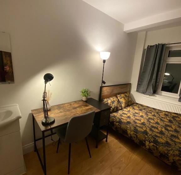 펜션 4 Wharncliffe Drive