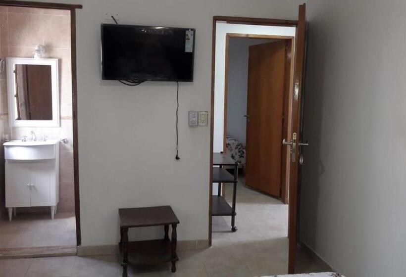 بنسيون Alojamiento Guemes