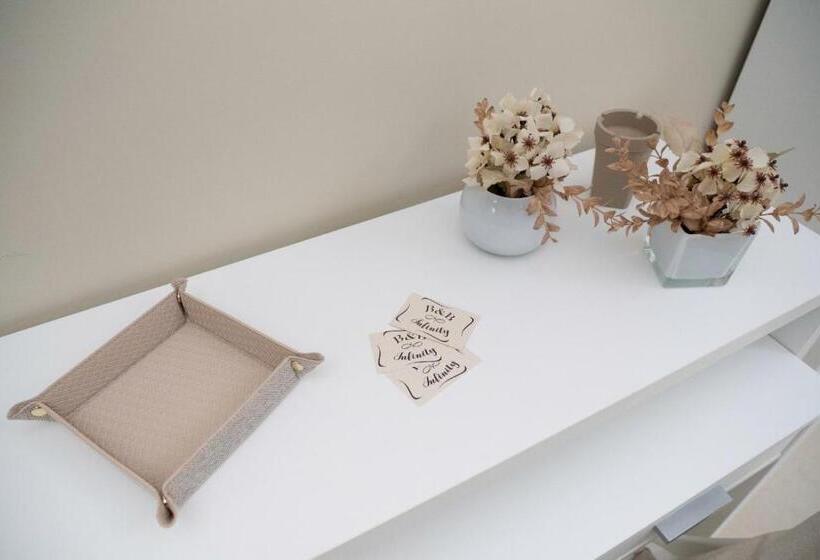 פנסיון B & B Infinity