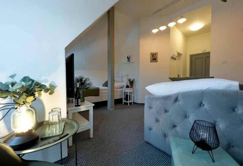 بنسيون Bella Casa