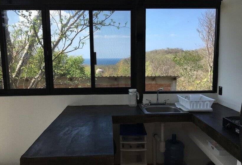 بنسيون Bungalow Doble Con Vista Parcial Al Mar, Cocina Completa