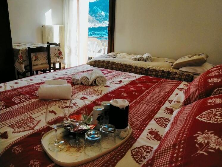 بنسيون Cèsa Cherpei   Dog Friendly