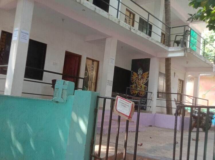 پانسیون Est Hem Guesthouse Arambol