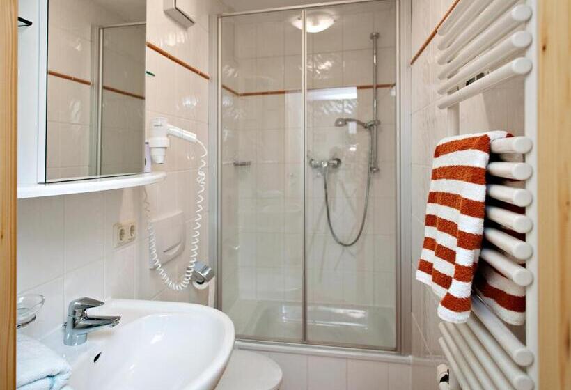 بنسيون Haus Huis N